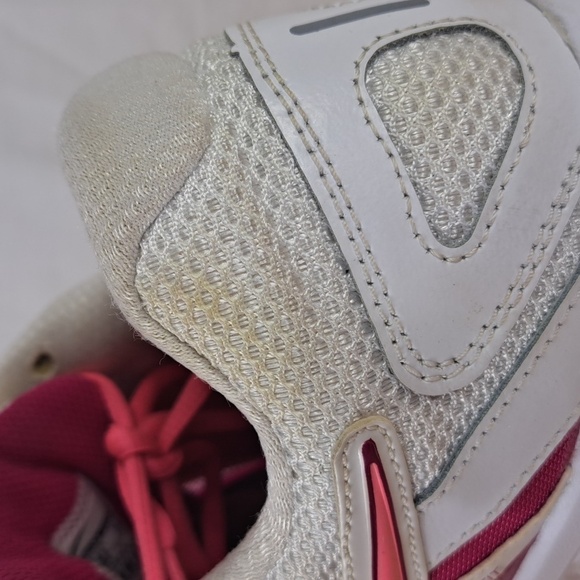 Nike Dart 10 reslon motion fit women's size 11 white & pink running shoes - Picture 7 of 8